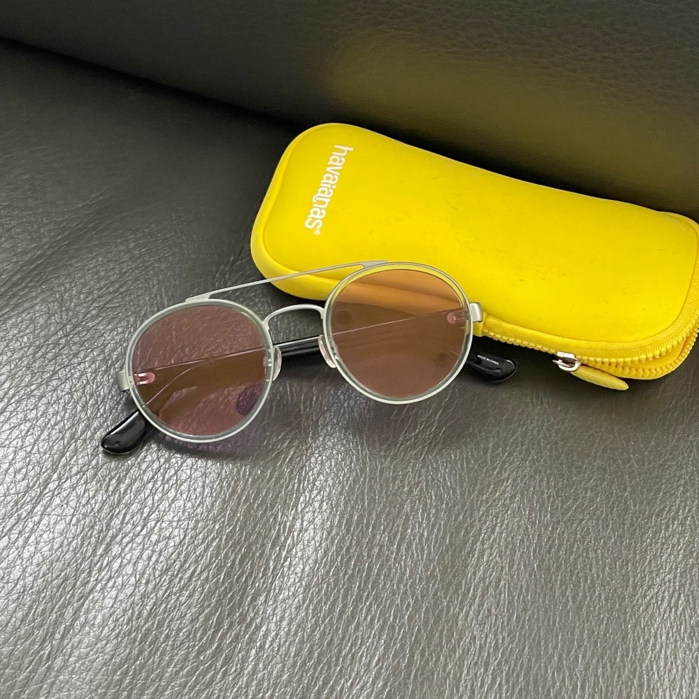 $120 Excellent next to the new HAVAIANAS ROUND AVIATOR SUNGLASSES